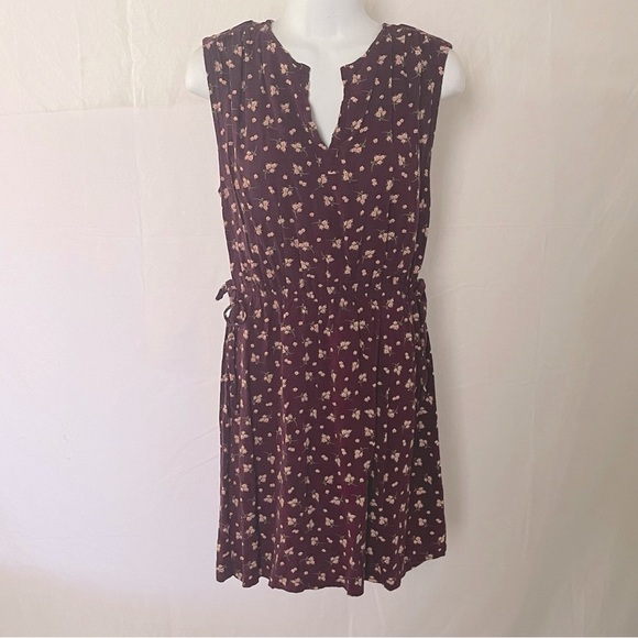 Emma & Michelle maroon/burgundy dress size medium - Picture 2 of 7